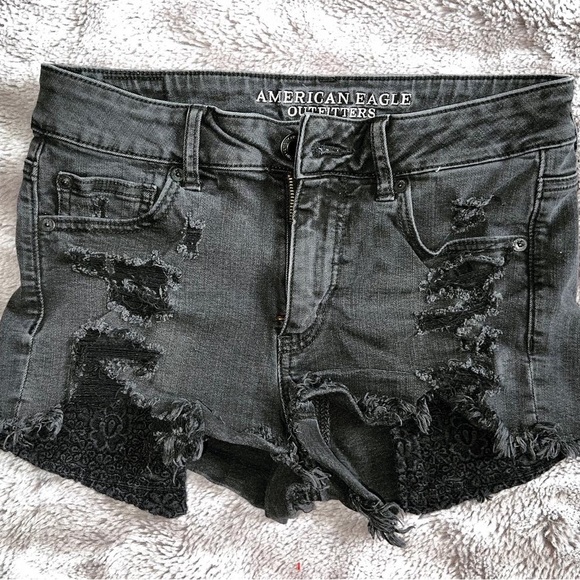 AMERICAN EAGLE black shorts - Picture 1 of 4